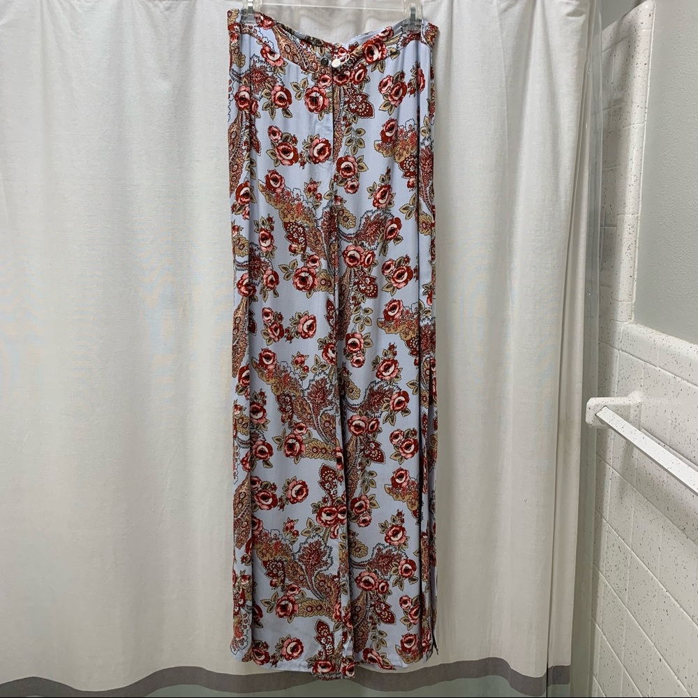 NWT WAYF Bohemin split side bell bottom pants - Large